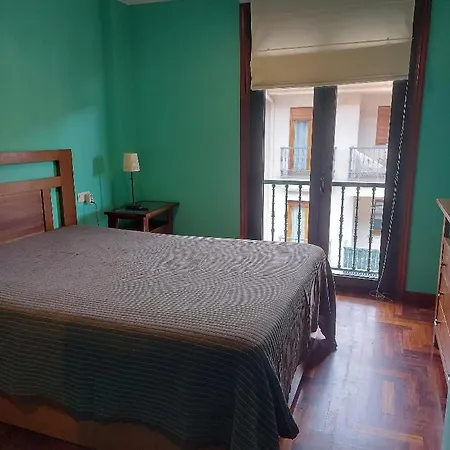Apartment 2 Con Garaje